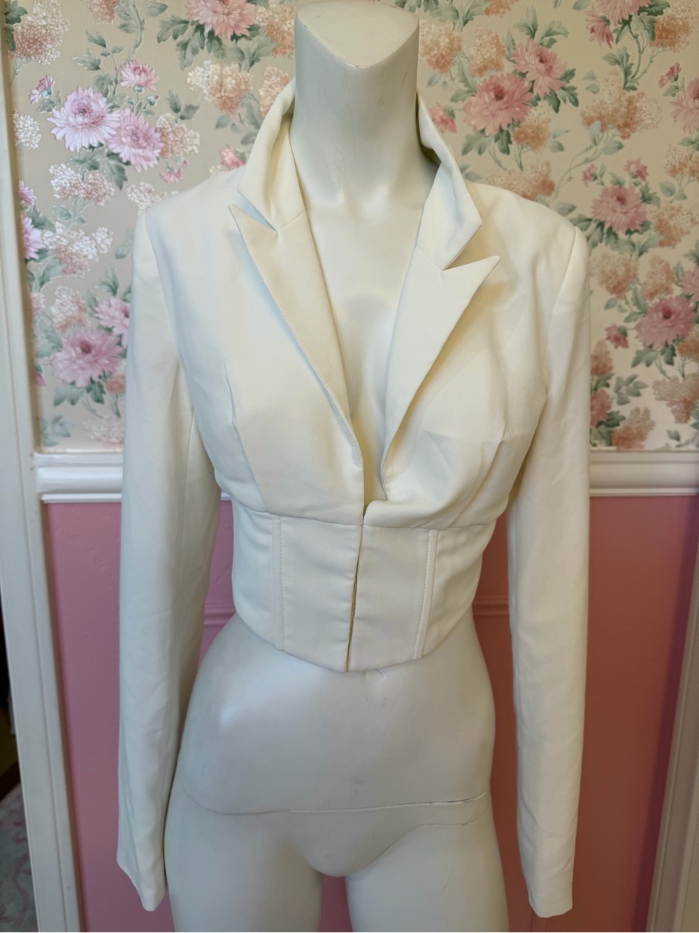Forever 21 Ivory Cropped Tailored Blazer
